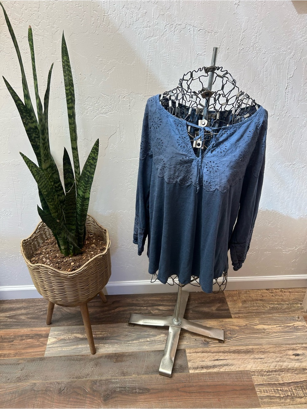 Style & Co Blue Eyelet Embroidered Boho Tunic Top Women's‎ M